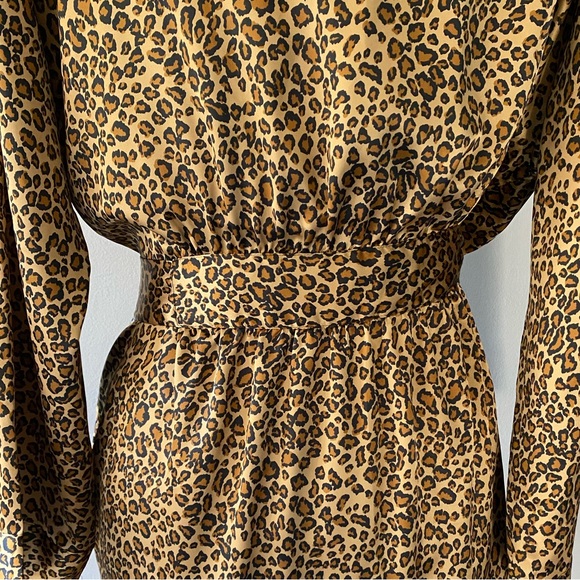 Vintage bath Robe - Picture 9 of 12